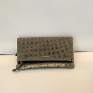 Women’s Stella & Dot clutch purse